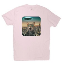 Picture of UFO T-shirt, UFO Cat Selfie T-shirt